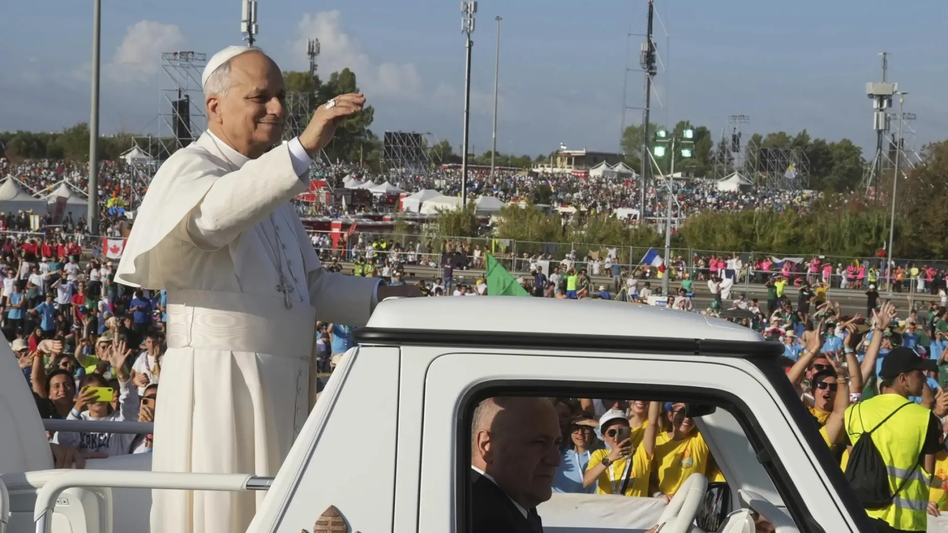 Los dos recorridos en papamóvil que hará hoy sábado el Papa León XIV por las calles de Madrid