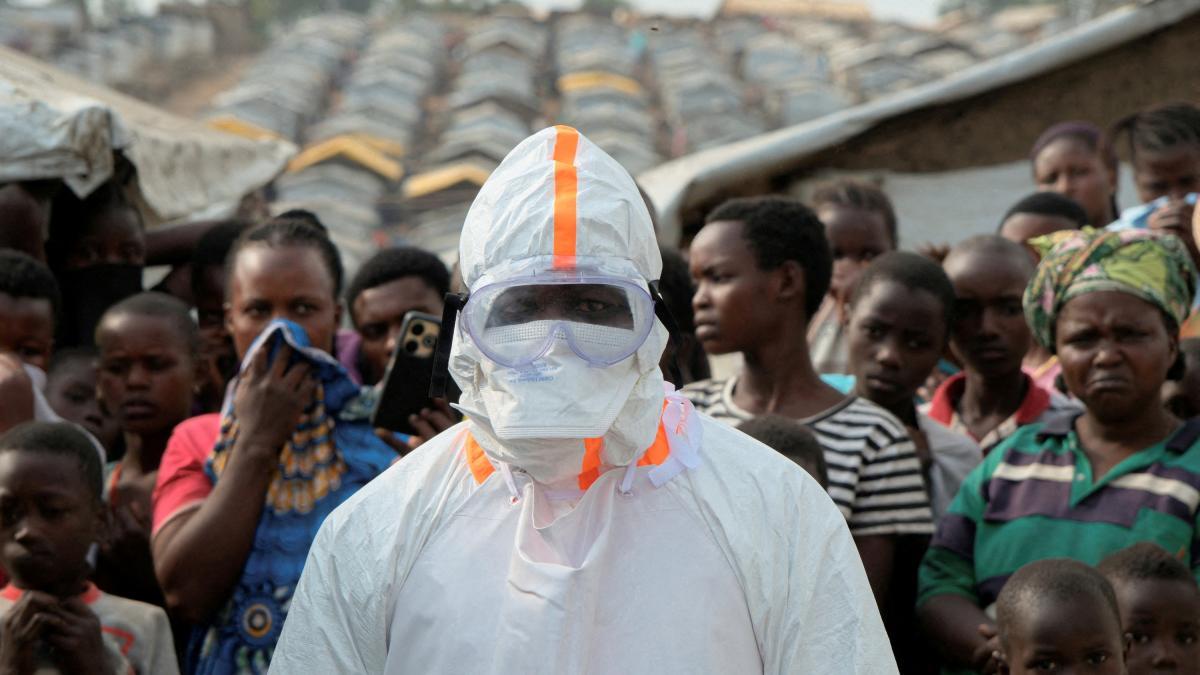 Epidemia de ébola en el Congo deja 304 muertos y más de mil contagios