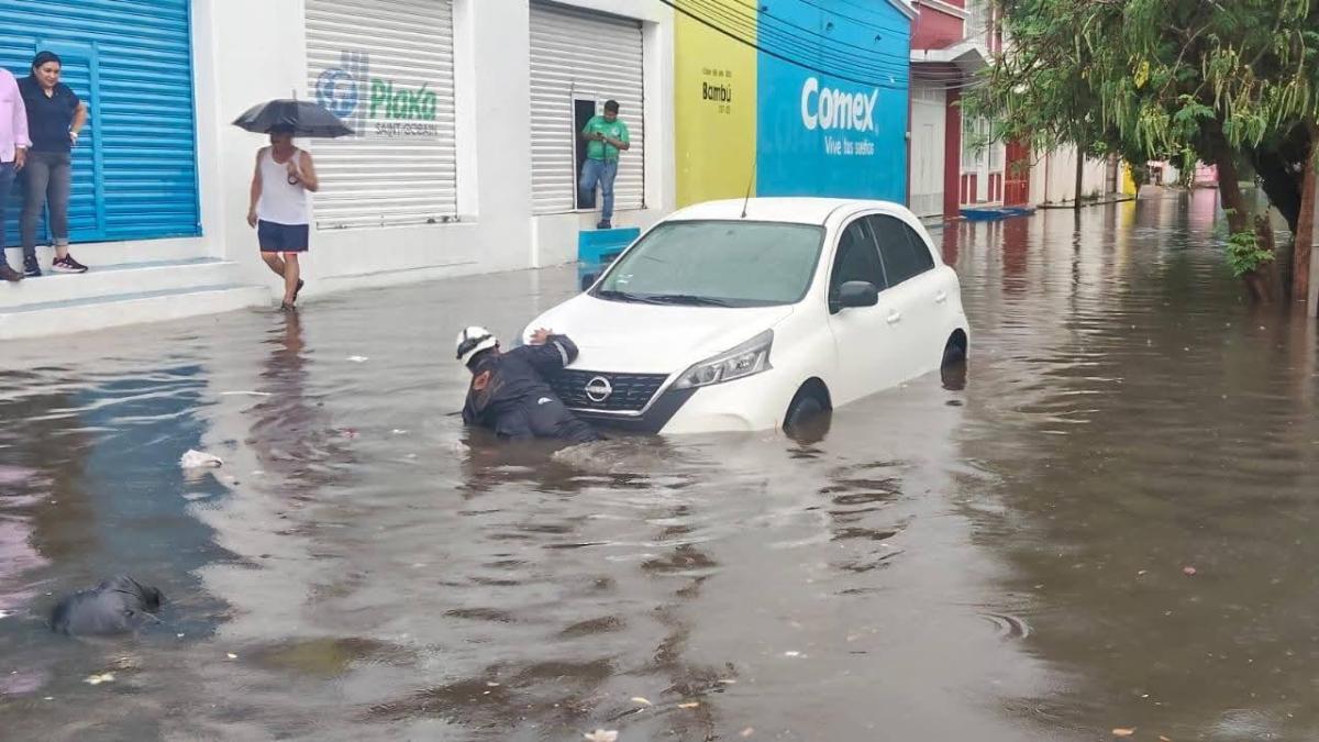 "Boris" deja daños e inundaciones en Oaxaca