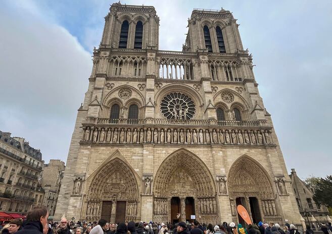 La "excavación del siglo": 1.700 años de historia se esconden bajo la iglesia Notre Dame