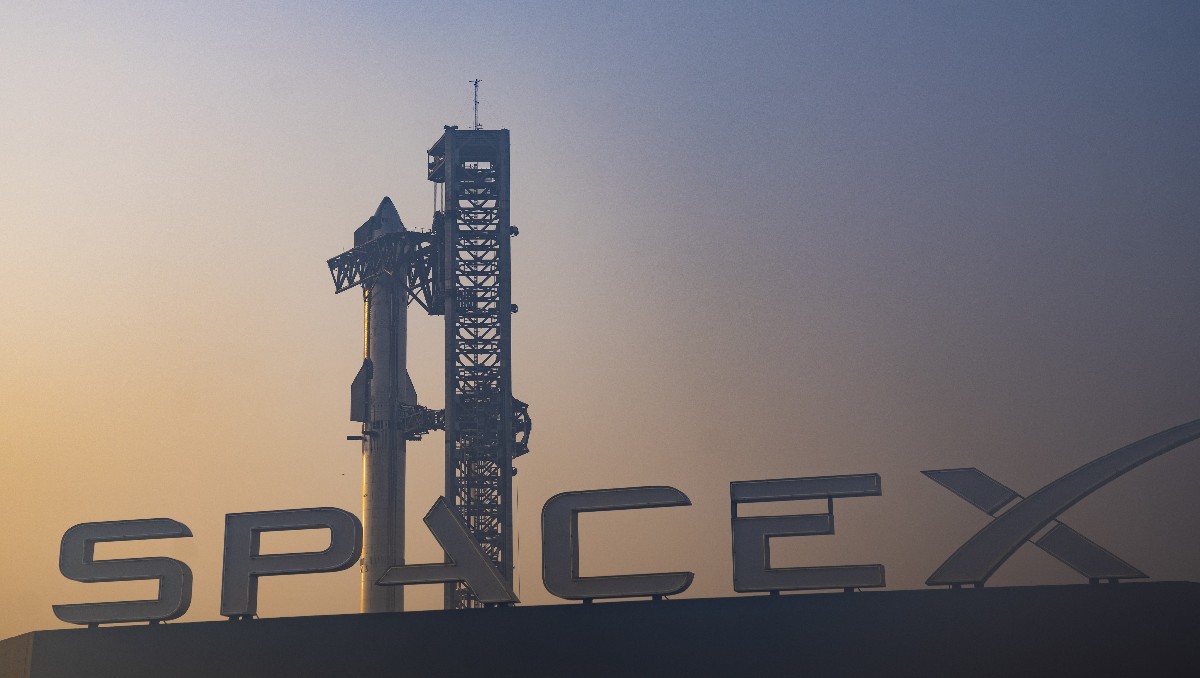 Wall Street sube-por posible paz-de EU-e Irán; SpaceX-brilla en-bolsa