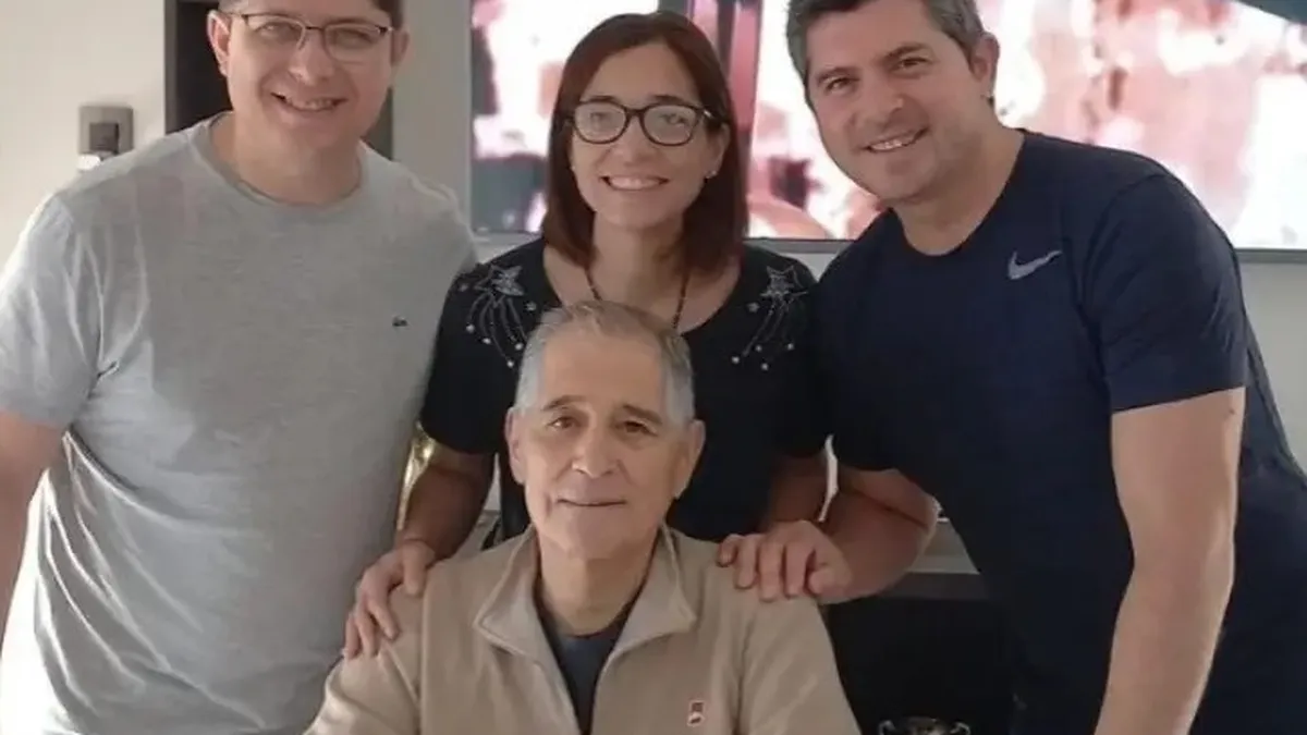 El emotivo posteo del gobernador Orrego por el Día del Padre: "La familia lo es todo en la vida"