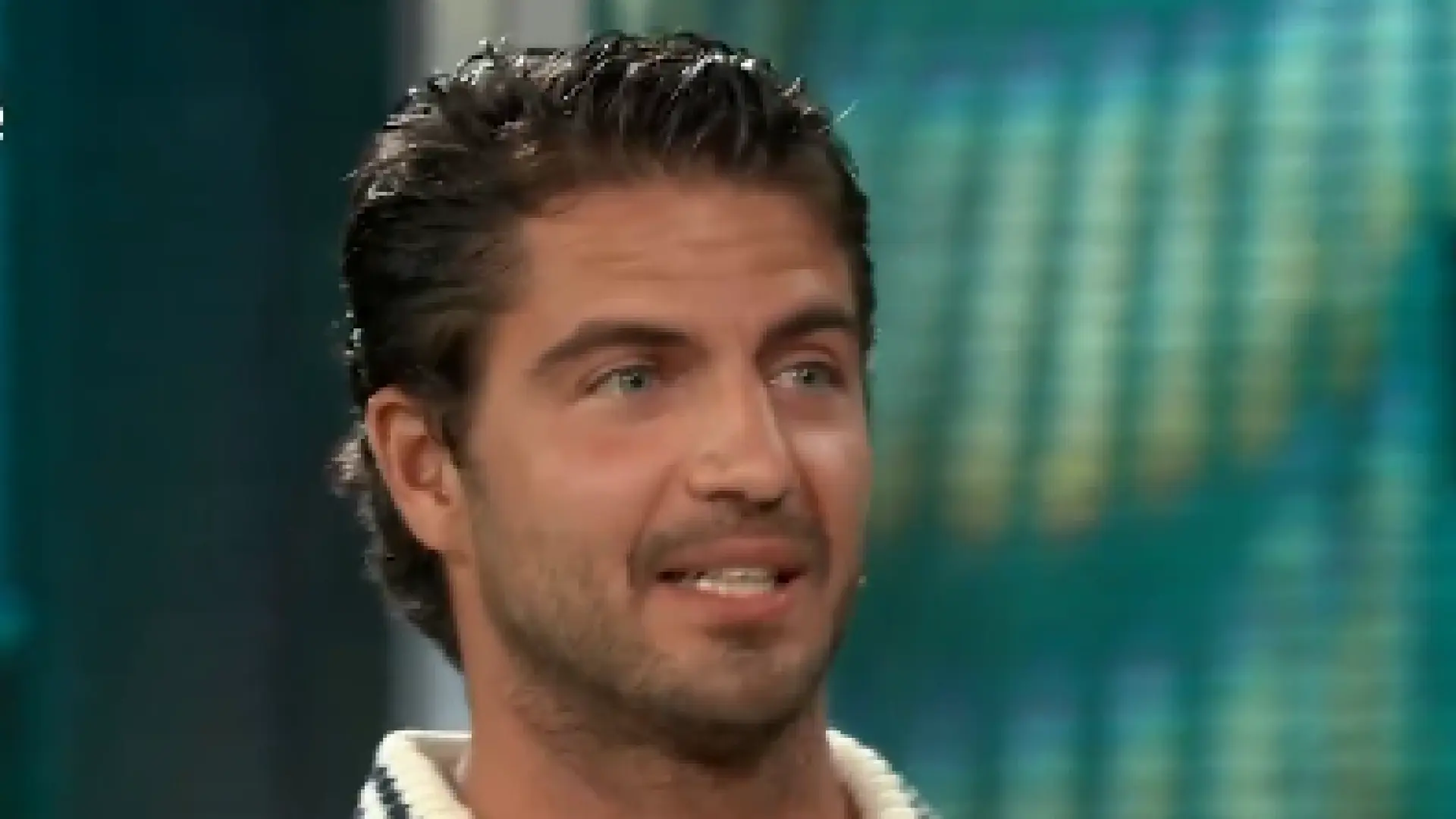 Maxi Iglesias vuelve a 'La Revuelta' un mes después de su trato con Broncano: "Hombre de palabra"