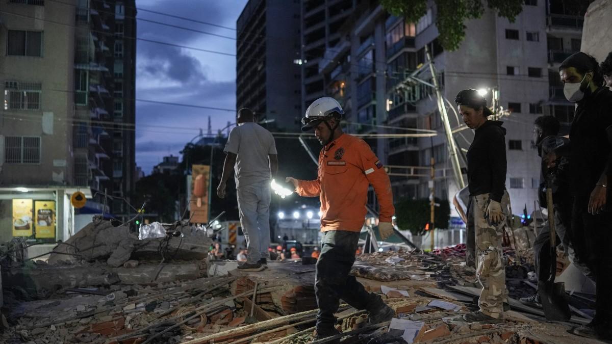 México activa apoyo de emergencia para Venezuela; rescatistas parten este jueves: Sheinbaum