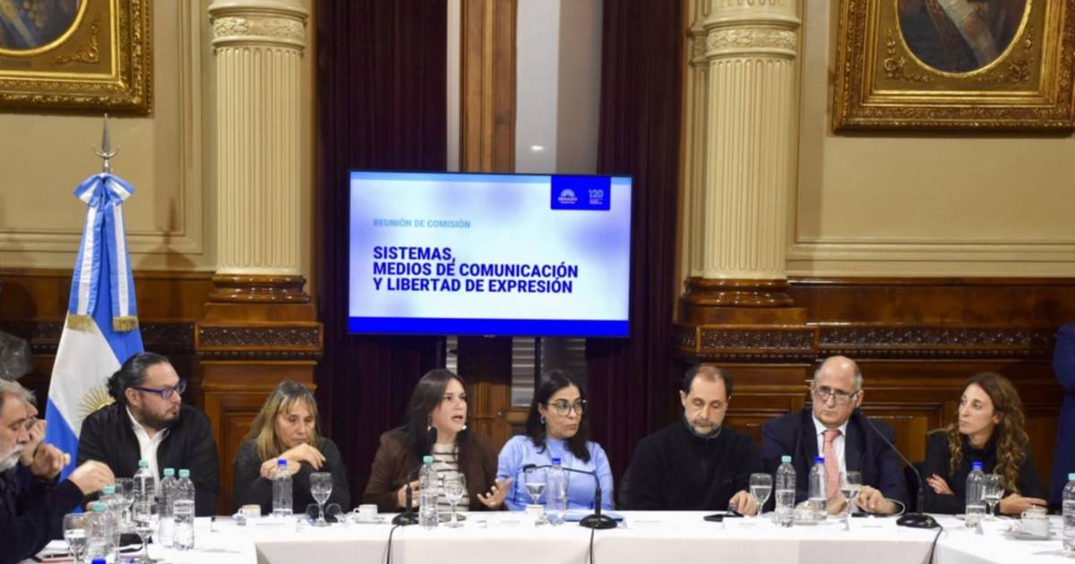 Periodistas impulsan una nueva ley para adaptar el estatuto profesional a la era digital