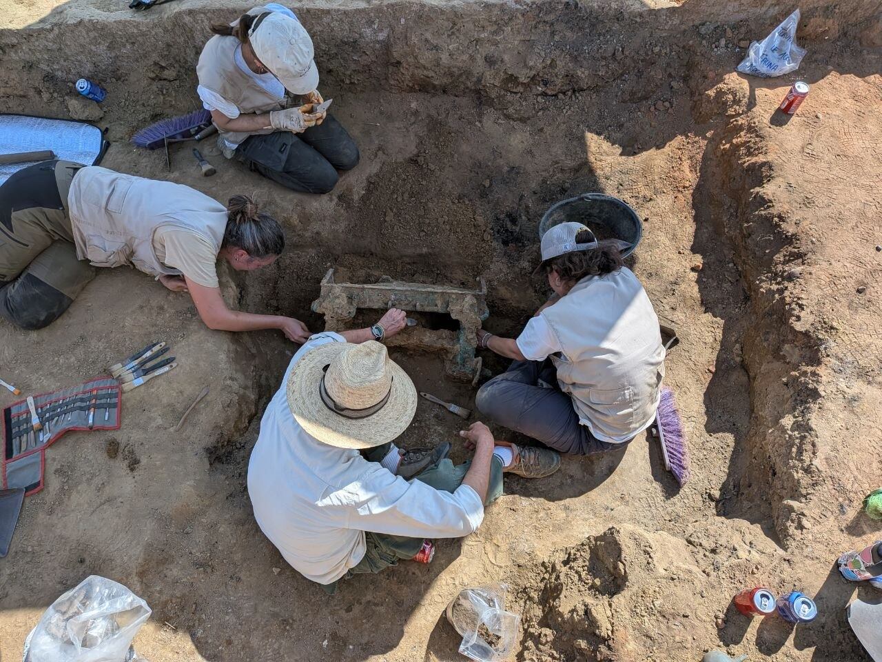 Un carro ritual de bronce único de hace 2.500 años arroja luz sobre los lazos entre las civilizaciones antiguas del Mediterráneo