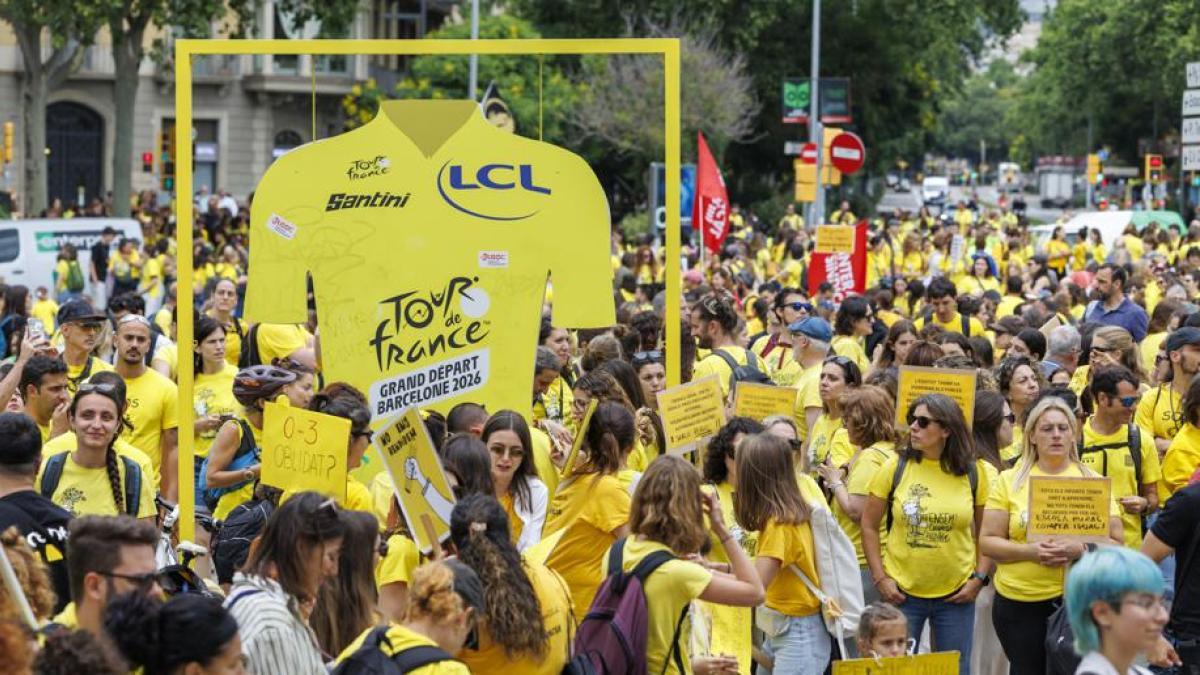 Los docentes desautorizan a los sindicatos y piden interlocución con Niubó