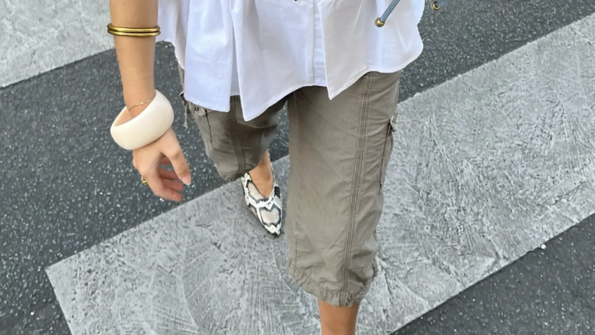 Cómo lucir los pantalones capri este verano y enamorarse (al fin) de esta polémica tendencia