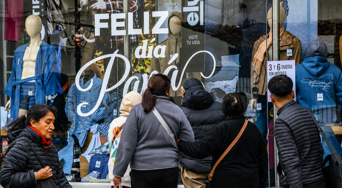 Día del Padre: el comercio espera más ventas por el aguinaldo, pero advierte por impuestos y falta de plata