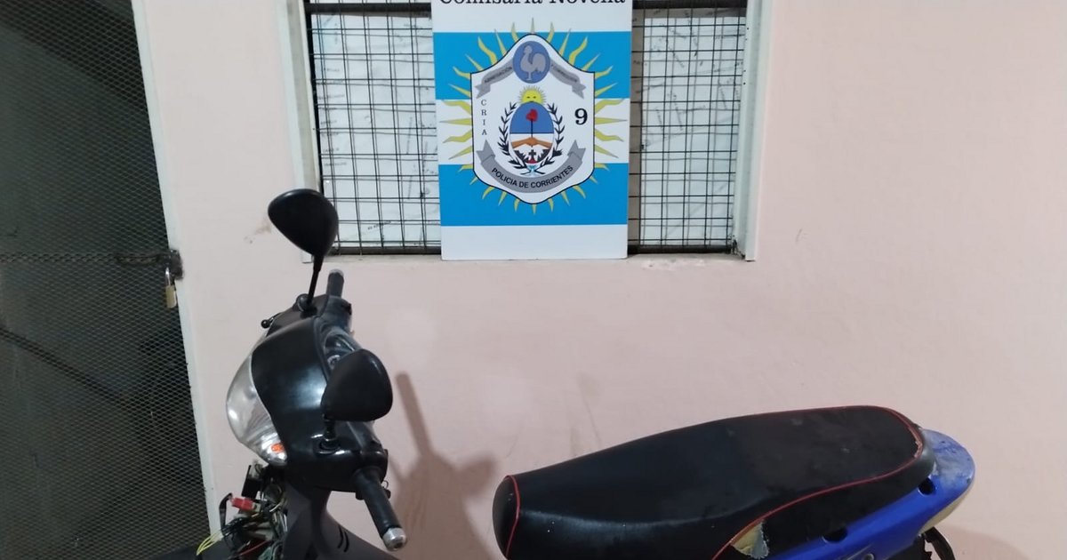 Recuperaron una moto robada tras una persecución en Corrientes: el sospechoso escapó