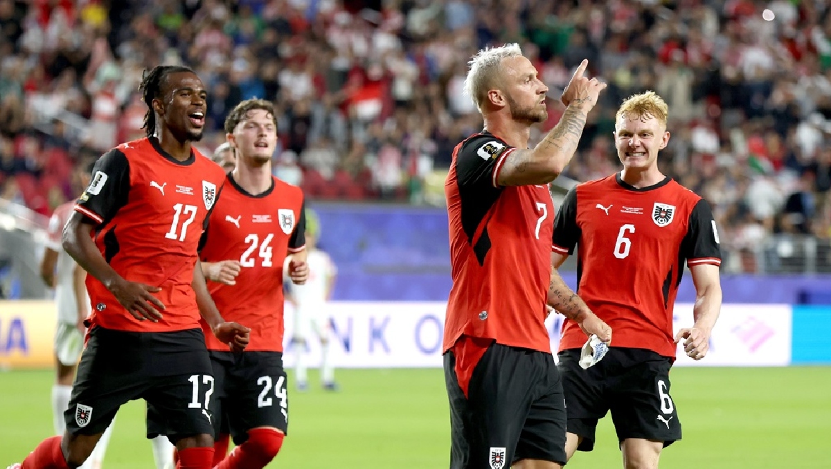 Austria vence a Jordania y pelea por el liderato del Grupo J