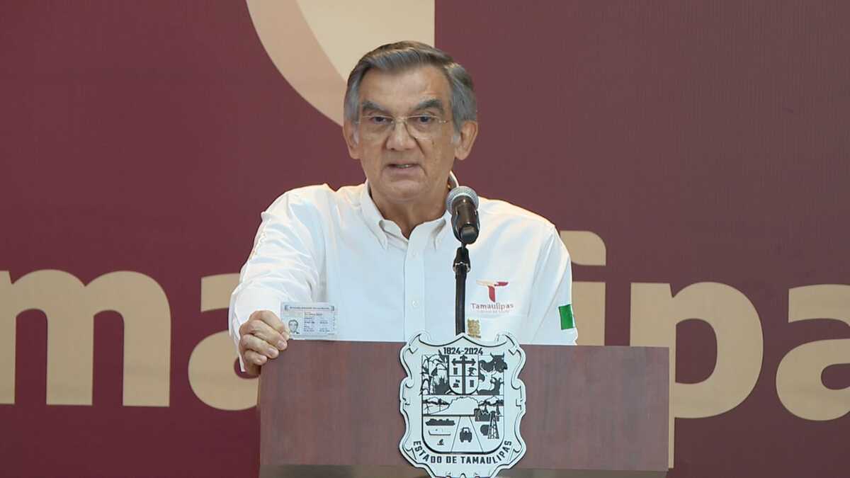 Américo Villarreal rechaza acusaciones y aclara situación de visa