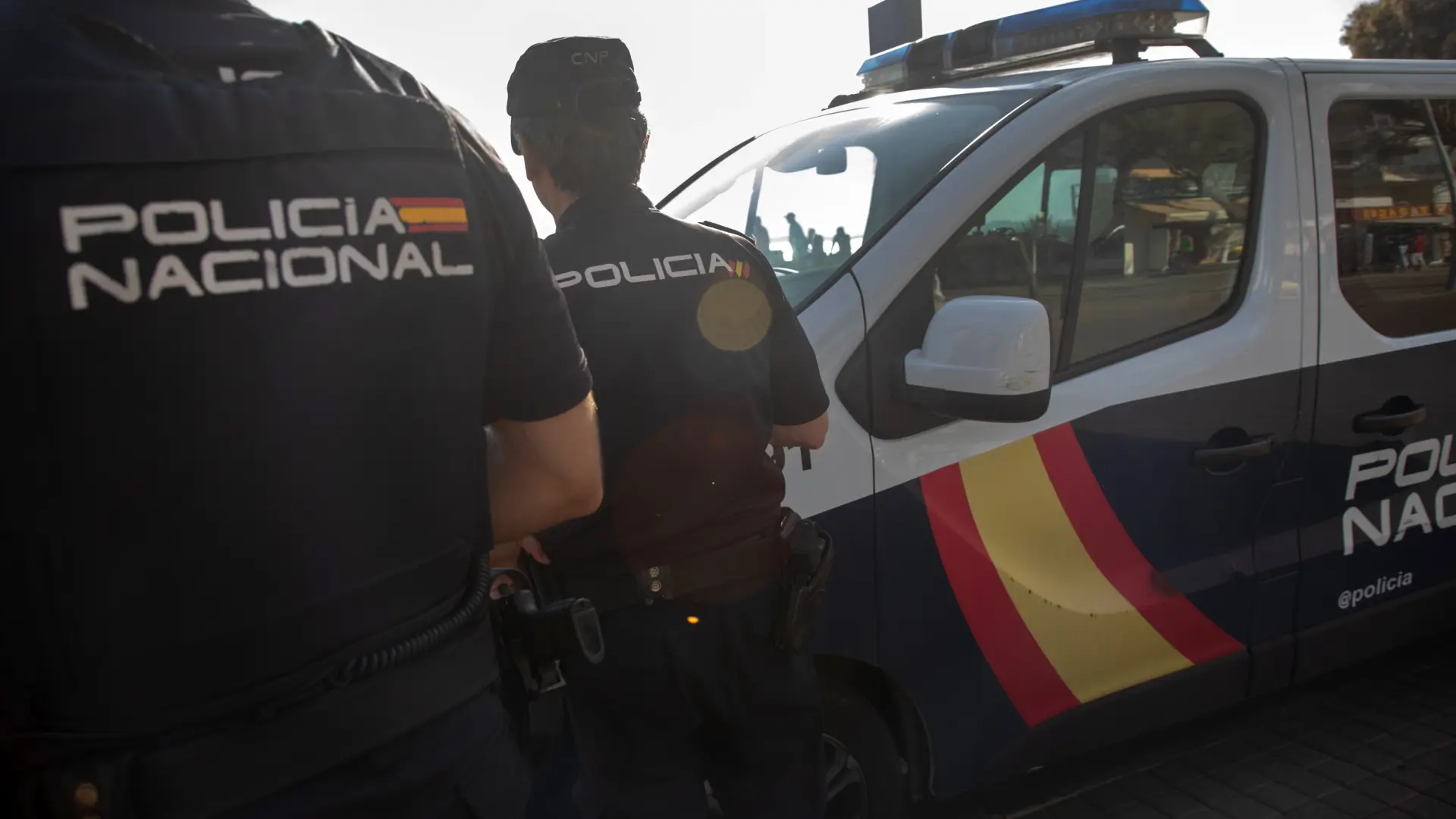 Prisión para un hombre por someter químicamente a otros y robarles en casa tras quedar por internet