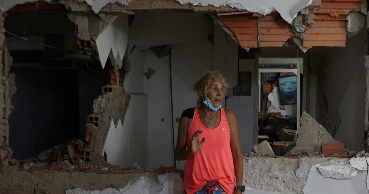 Venezuela: escaló a 920 la cifra de muertos por los terremotos y buscan a 50 mil personas