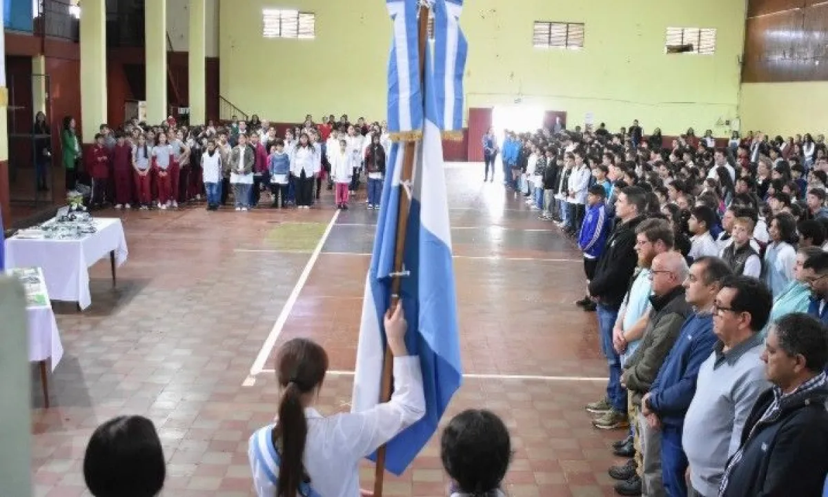 Más de 350 estudiantes realizaron la Promesa de Cuidado Ambiental en una emotiva jornada en San Pedro