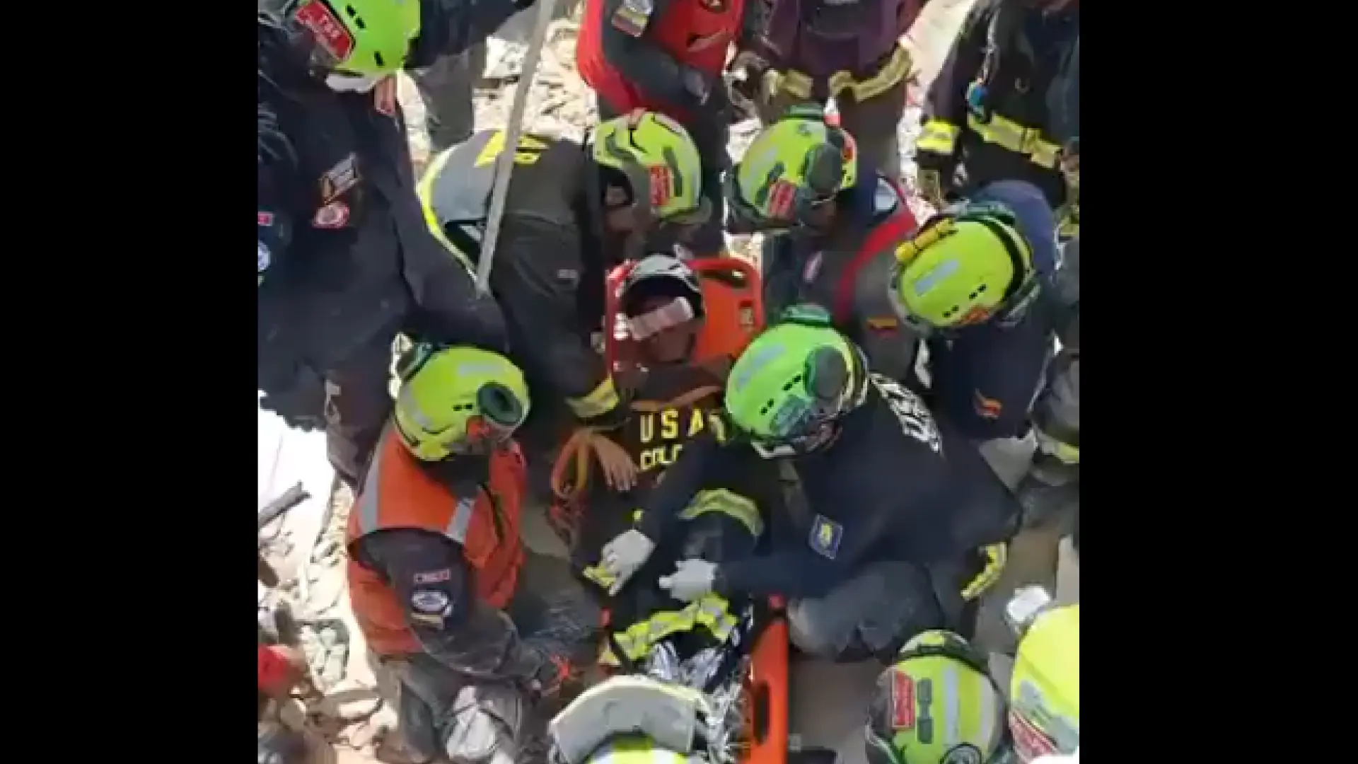 El milagroso rescate de Moisés, de 11 años: su hermana murió tras guiar a los equipos de rescate hasta salvarle la vida