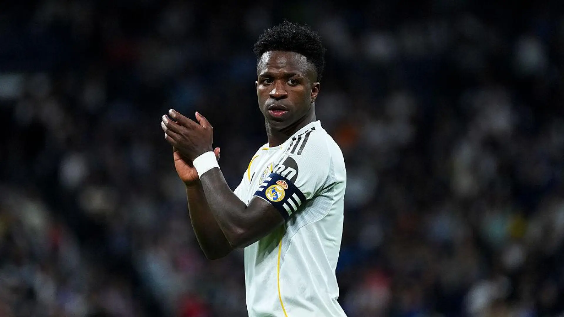 Vinícius sigue dejando en el aire su renovación con el Real Madrid: "Ya se hablará cuando acabe el Mundial"