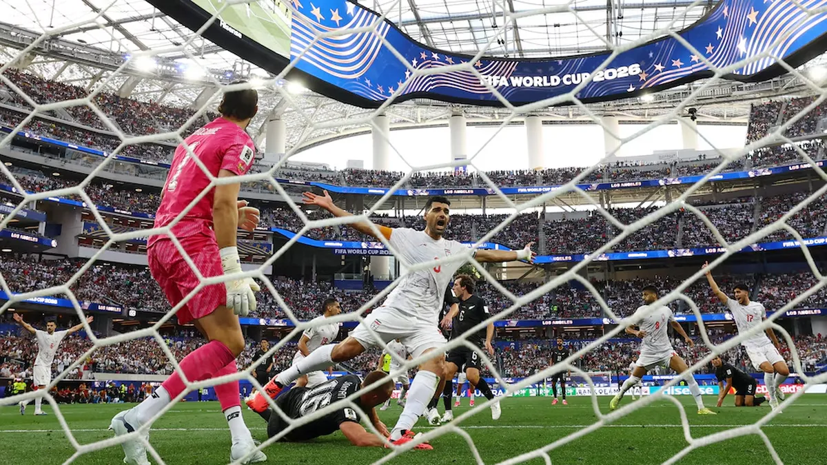Irán y Nueva Zelanda protagonizaron el partido con más anotaciones de la jornada
