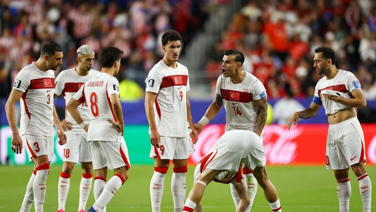 ¡Explotó en vivo! Feroz ataque de analista turco tras el fracaso mundialista ante Paraguay
