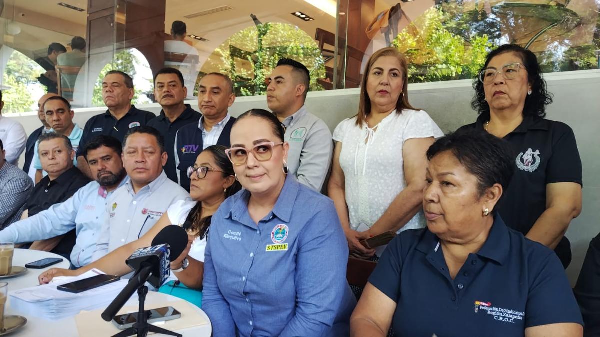 Sindicatos de Veracruz acusan recorte de 40% en pensiones bajo el gobierno de Nahle
