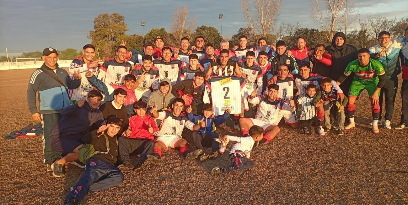 Santa Fe FC derrotó a Pucará y se afirma en la cima del campeonato