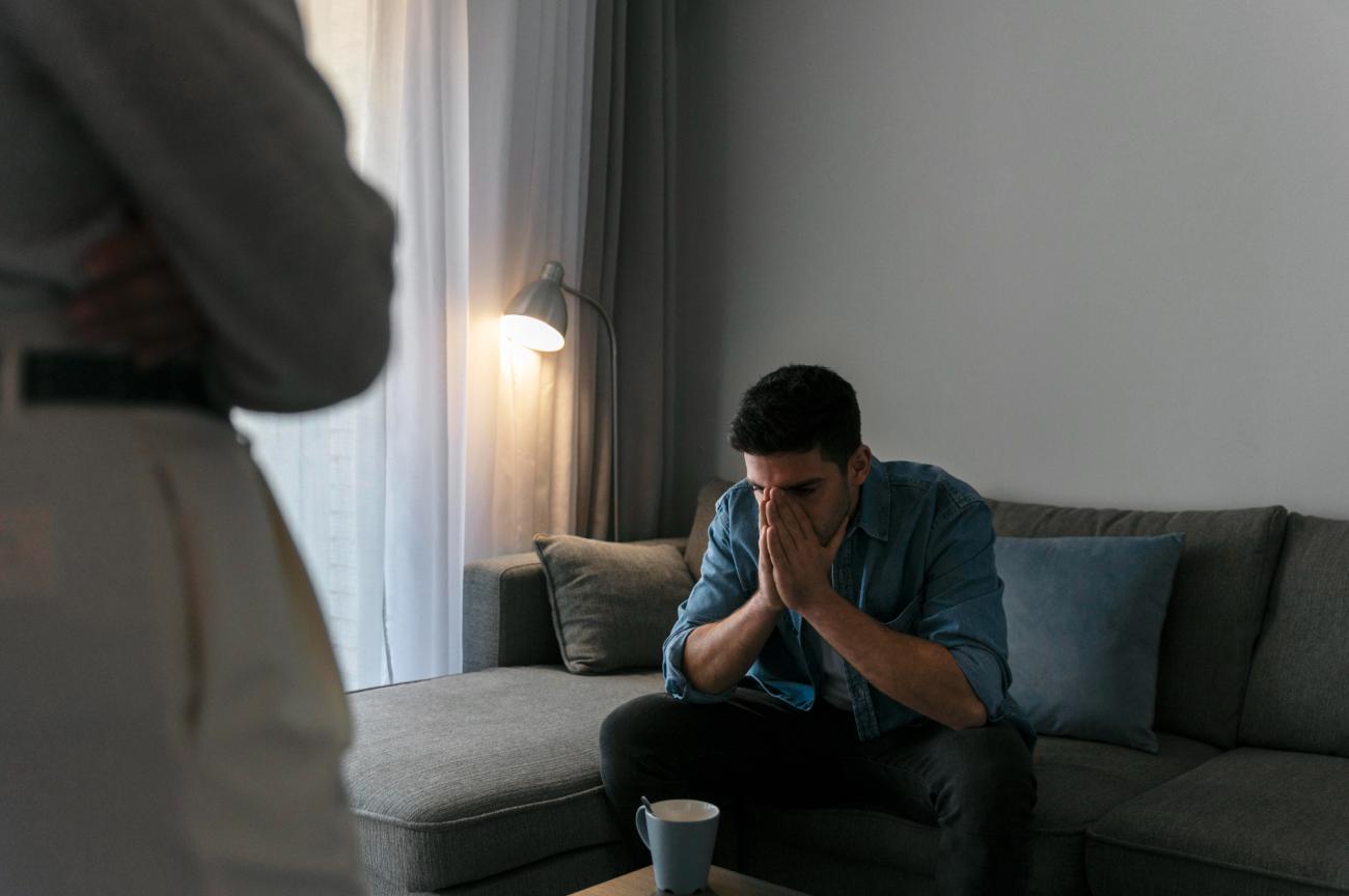 Depresión posparto en padres: una realidad vivida en silencio