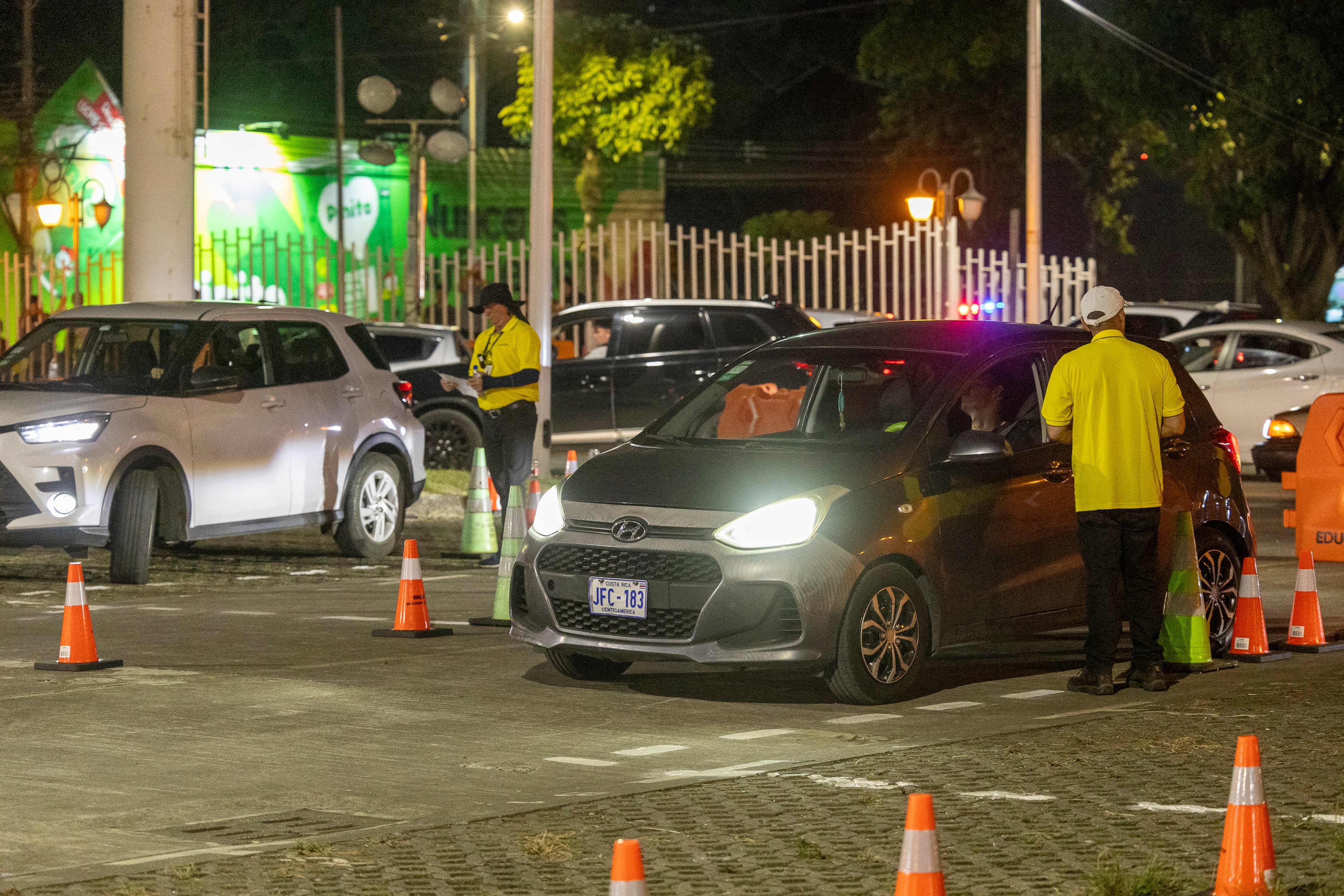 Aspirantes a licencia abarrotaron La Sabana en jornada extraordinaria de pruebas de manejo