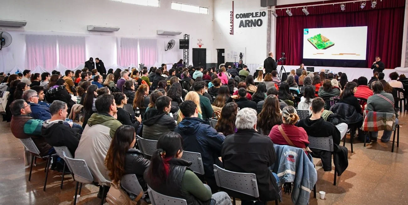 Más de 200 especialistas participaron del 6° Foro Nacional de Humedales en Villa Ocampo