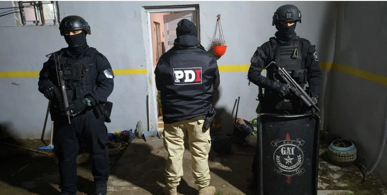 Cayó un adolescente con una "tumbera" por un robo calificado ocurrido en Santa Fe
