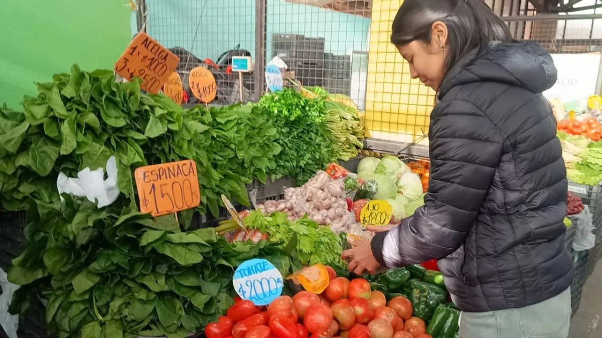 Venta de frutas y verduras con mermas