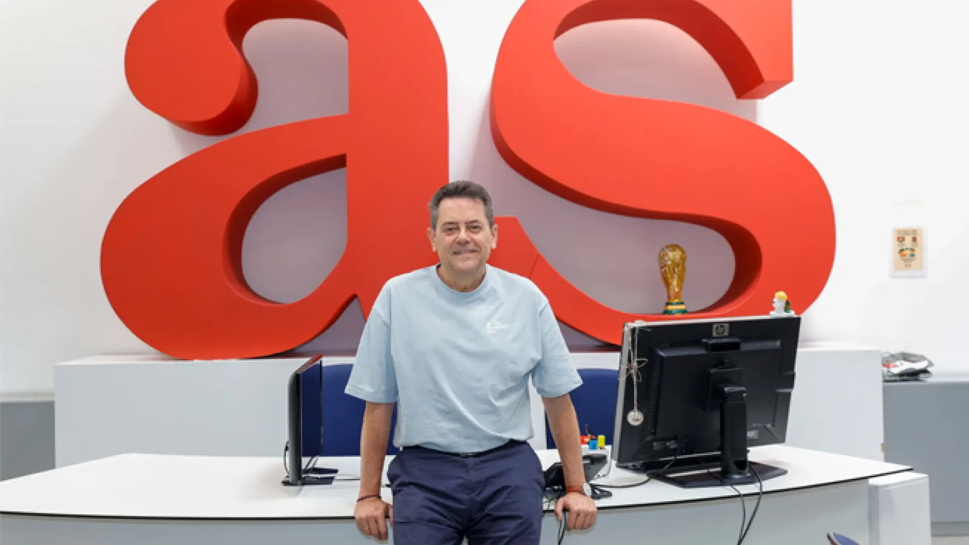 Tomás Roncero, periodista deportivo: "Mi sueño para el Mundial sería que Messi fallara un penalti contra España en la final en el 94"
