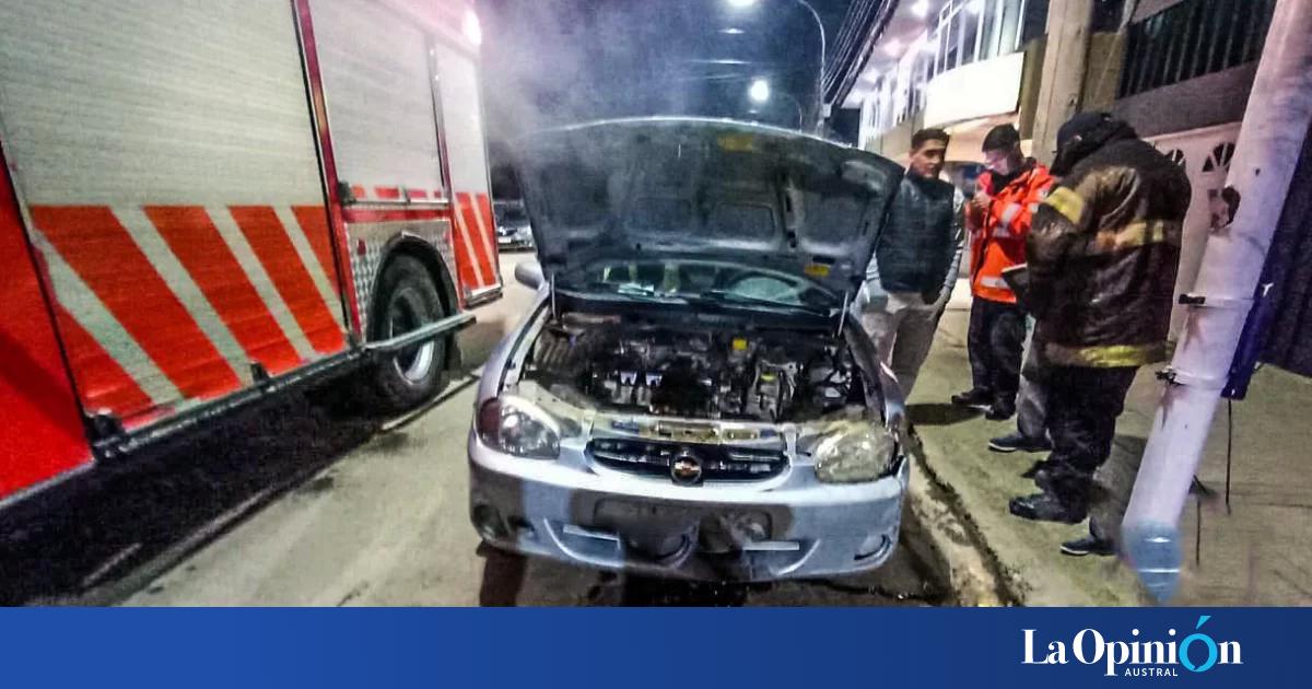 La rotura de una manguera de agua de un auto provocó la intervención de bomberos en Río Turbio