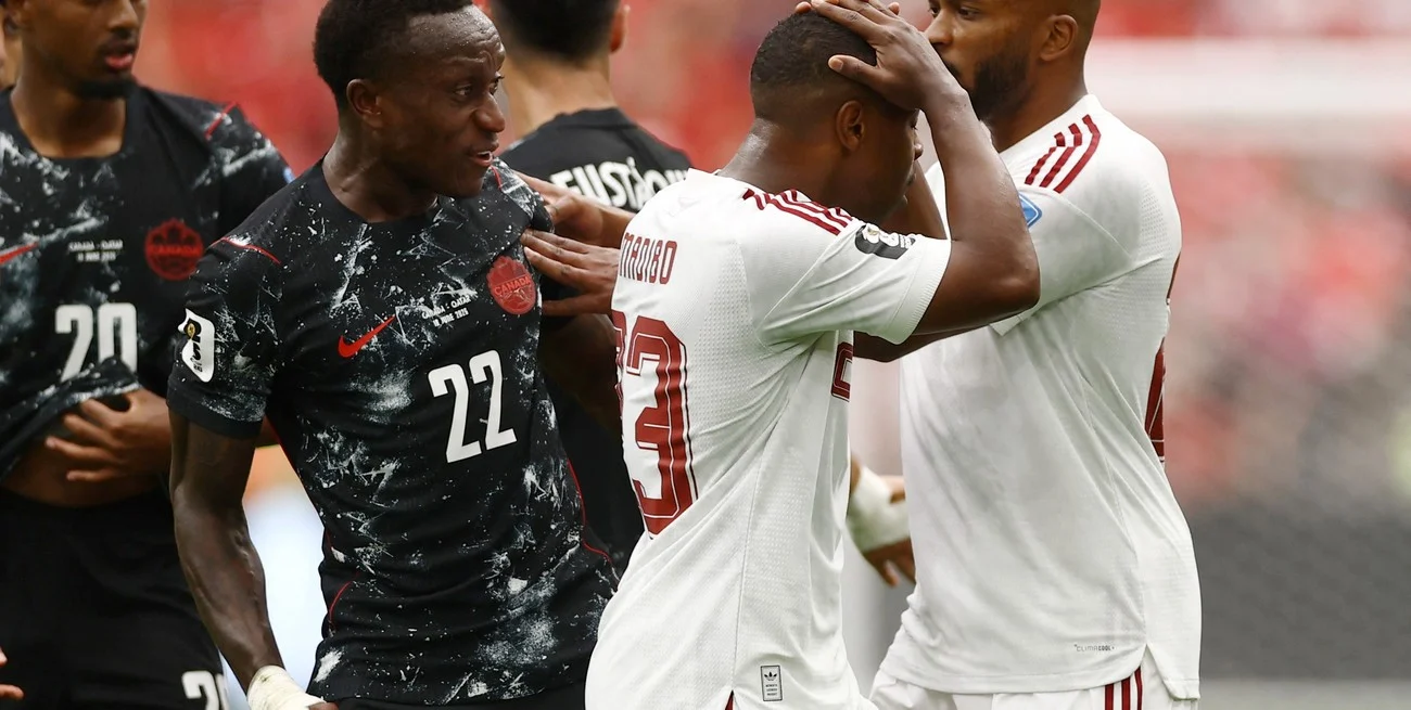 La histórica sanción que recibió el jugador de Qatar que le fracturó la pierna a una figura de Canadá en el Mundial