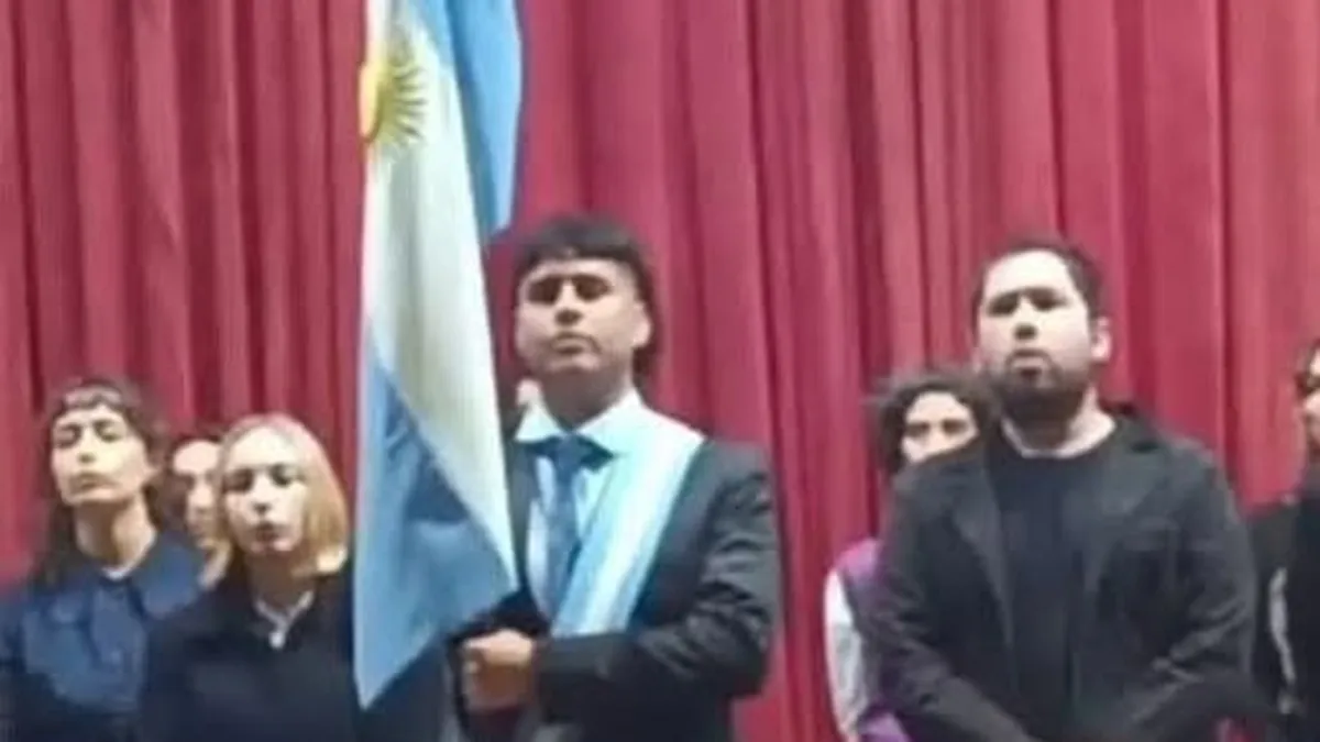 Un joven de Andalgalá fue designado abanderado en la Universidad Nacional de Córdoba