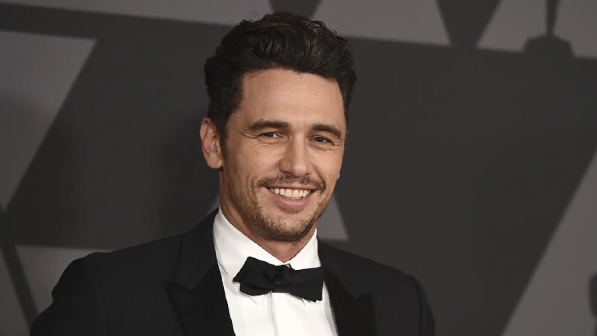 James Franco debuta en TikTok asegurando que hay un alienígena en su casa: "Algo serio está pasando"