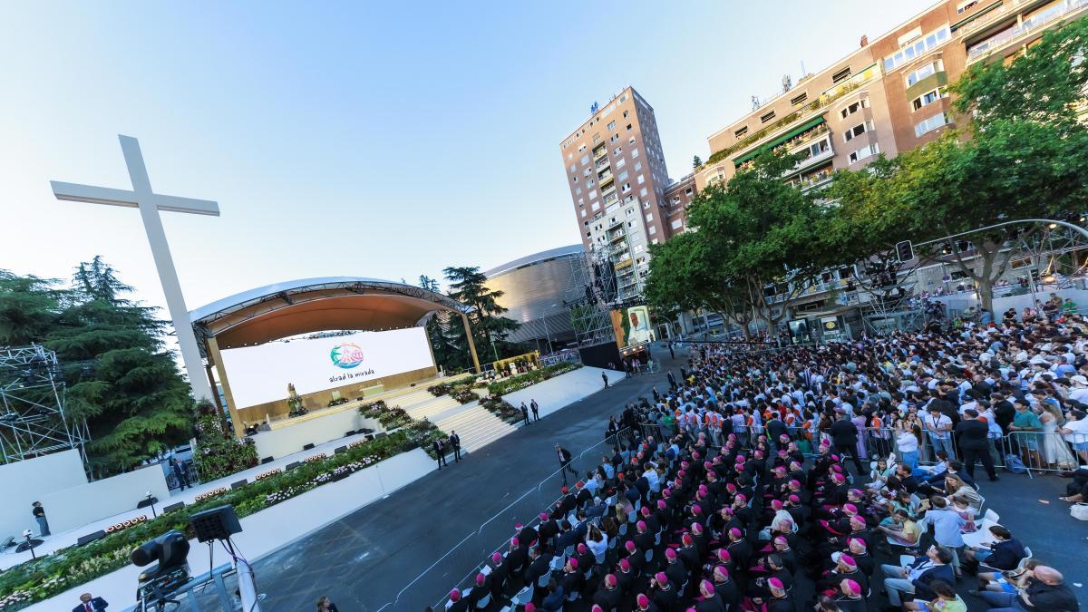 Madrid estudia dejar la cruz instalada para la visita del Papa en la plaza de Lima