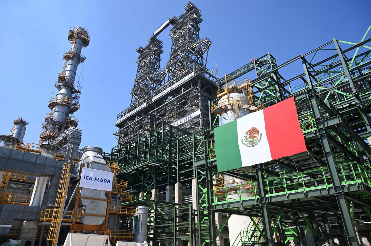 Pemex conmemora 88 años con foco en la soberanía energética: Sener