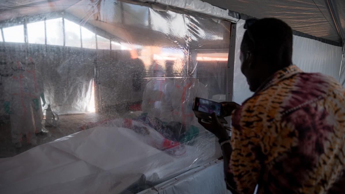 "El brote sigue grave"; OMS en alerta por avance del ébola en el Congo