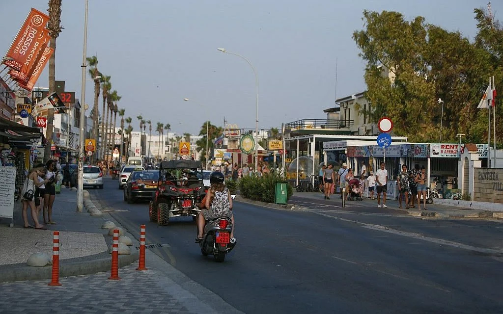 Israeli arrested in Cyprus on suspicion of attempted murder in knife brawl