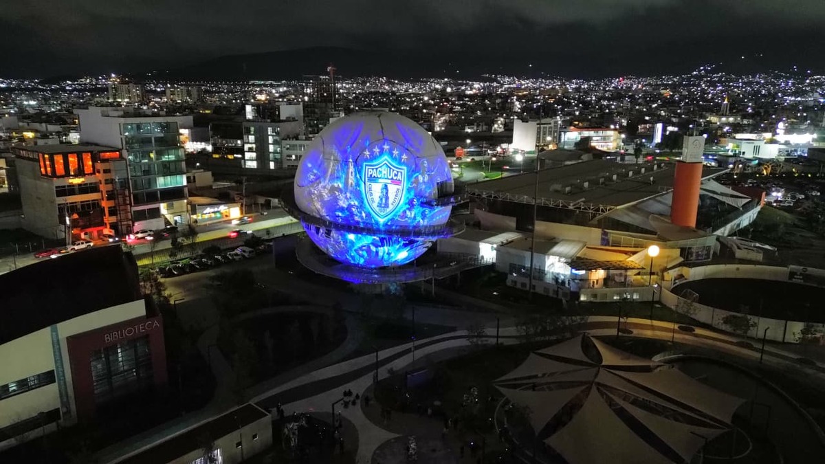Así se vivió el videomapping en el Salón de la Fama en Pachuca