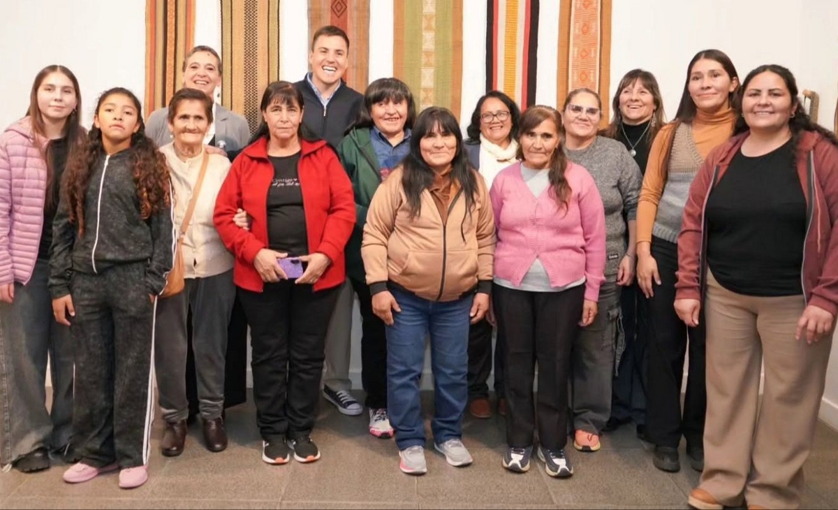Tejedoras del oeste pampeano expusieron en la Casa del Bicentenario de Buenos Aires