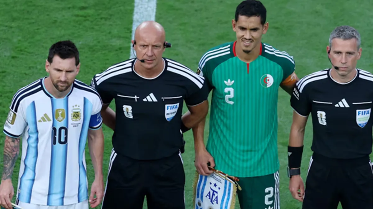 Argelia presentó una queja formal por el arbitraje de la derrota ante Argentina y le reclamó a la FIFA la expulsión de Messi