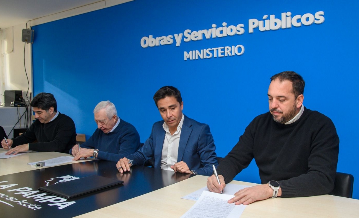 Provincia invertirá $ 4.400 millones en obra de saneamiento en Santa Rosa