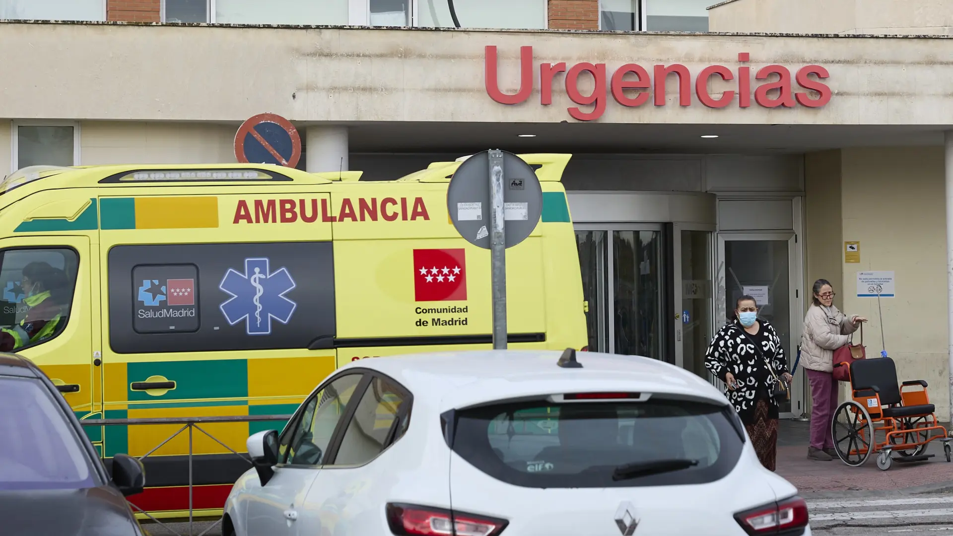 La sanidad madrileña eleva la retribución por festivo, noche y guardia: subida en dos años a médicos y nuevo plus de sábado a enfermeras