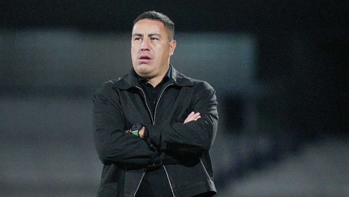 Efraín Juárez deja de ser el director técnico de Pumas