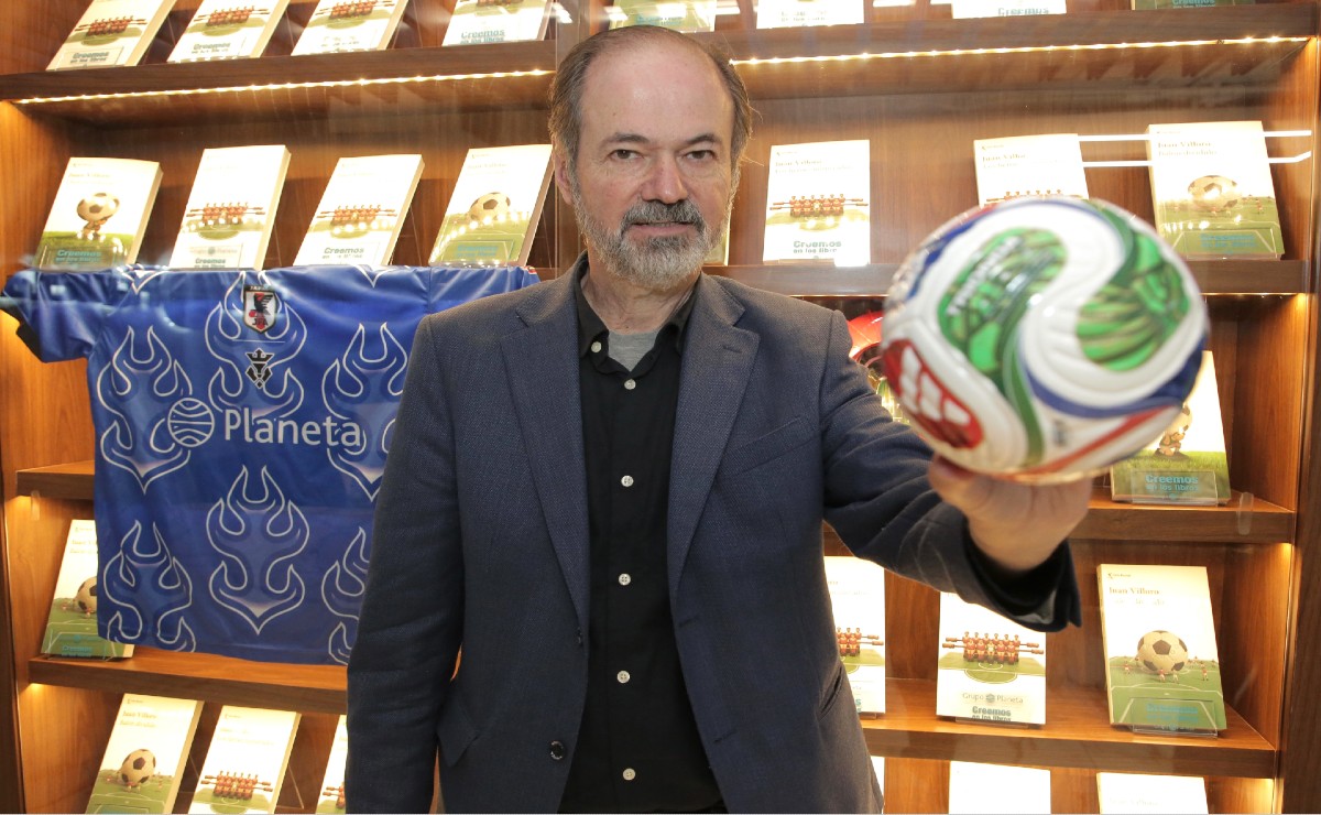 Villoro, Berti y Villalobos juegan fut con MILENIO
