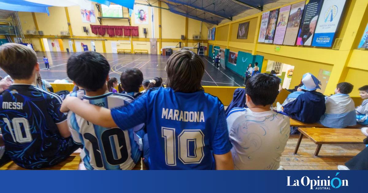 El Colegio Salesiano vivió una verdadera fiesta: los alumnos vieron el partido de Argentina vs Austria y celebraron la clasificación a 16avos en el Mundial 2026
