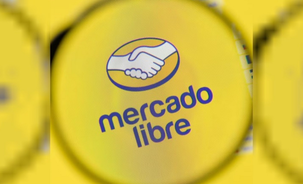 Detuvieron a dos hombres por realizar más de 800 estafas a Mercado Libre