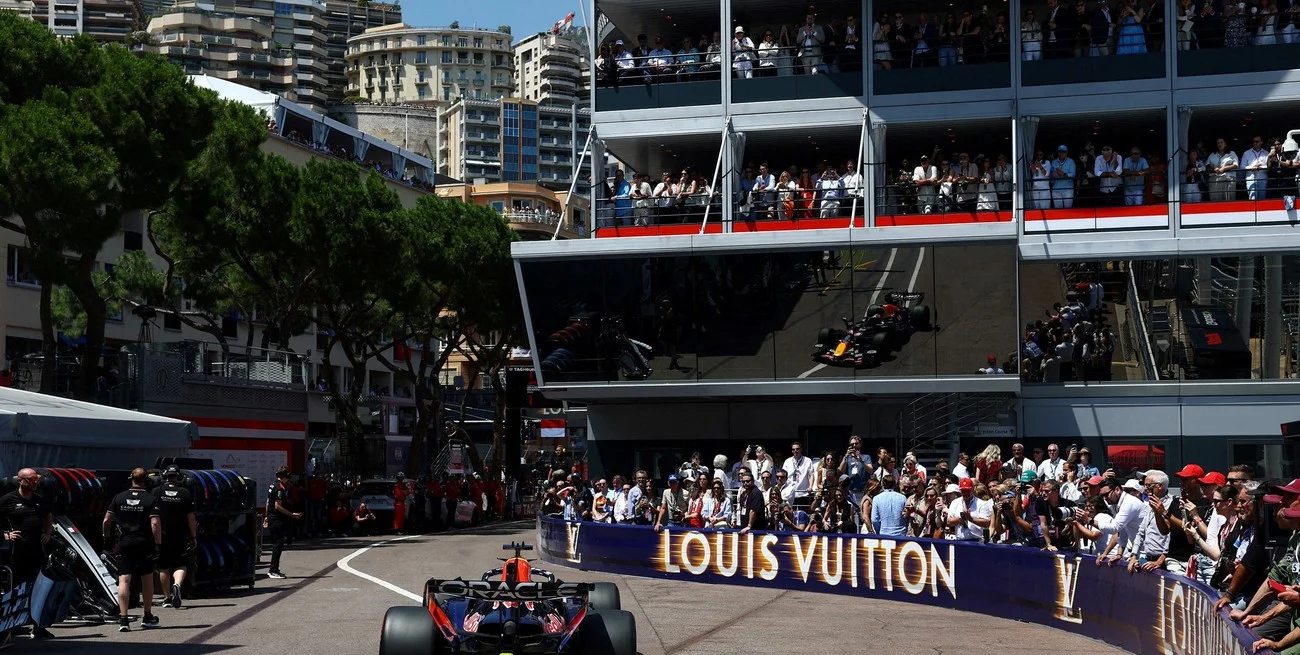 Verstappen y un abandono inesperado en Mónaco: "El motor simplemente murió"