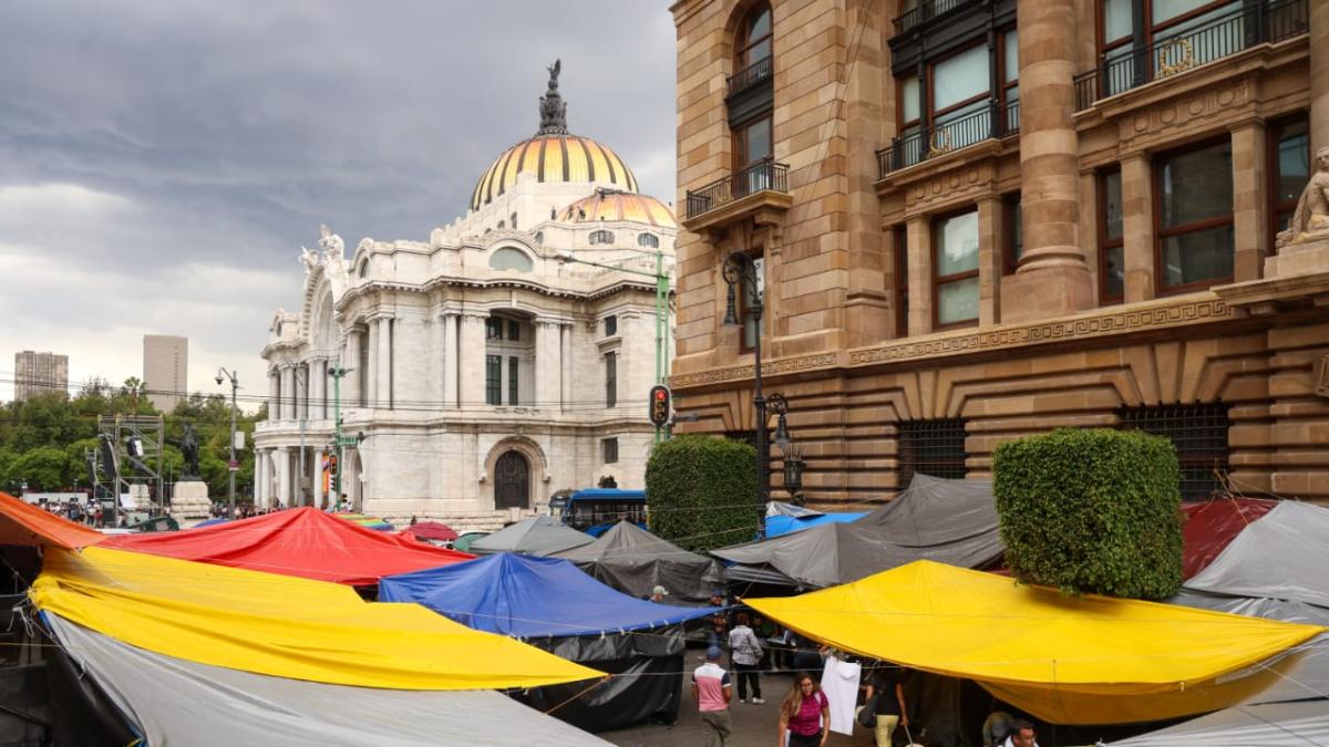 Denuncian fraude interno en la CNTE; reportan que 70% de maestros ya dejó CDMX